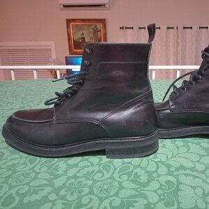 SIZE 10 BANANA REPUBLIC MADE IN PORTUGAL LEATHER BOOTS